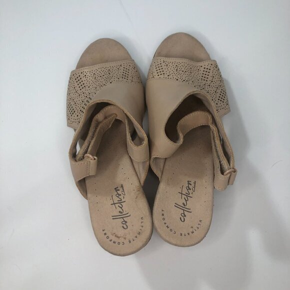 CLARKS Sandals Women's Size 7.5 Beige Cream Lafley Joy Leather Open Toe Wedge - Picture 2 of 12